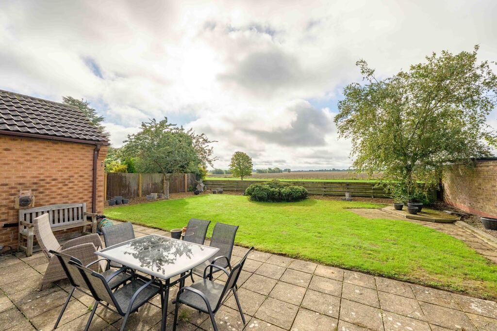 House in Peterborough - View 4