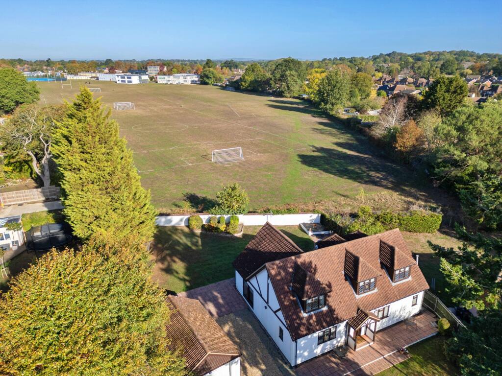 Main image of property: Waterloo Road, Wokingham