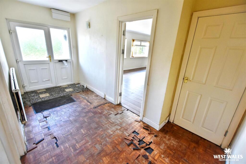 House in Swansea - View 4