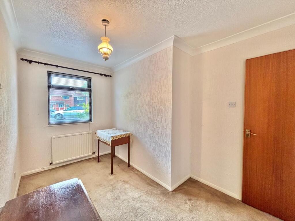 Meadow Rise, Nottingham - View 5