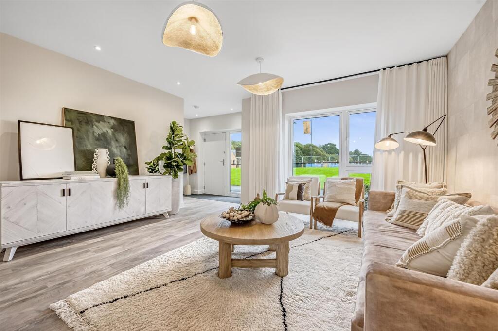 Main image of property: Cynefin, Horwich