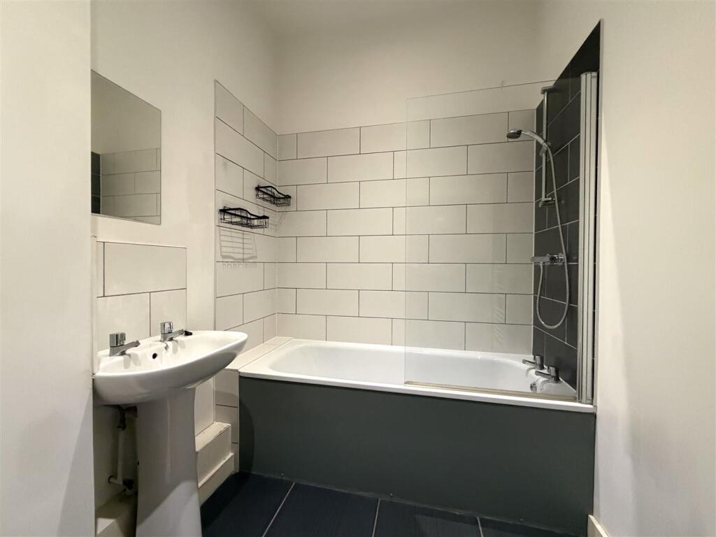 Apartment in Peterborough, City of Peterborough - More