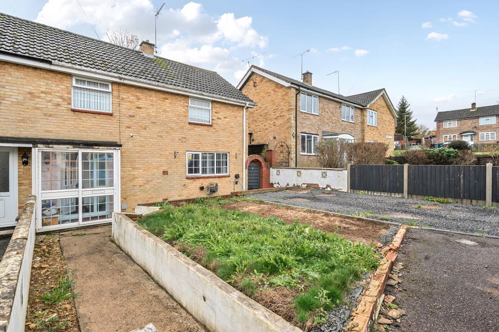 Main image of property: Chepstow Gardens, Banbury, OX16