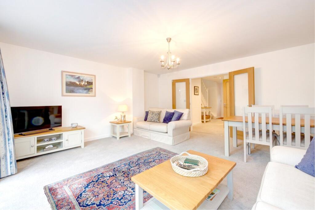 House in Wealden, Hellingly - View 4