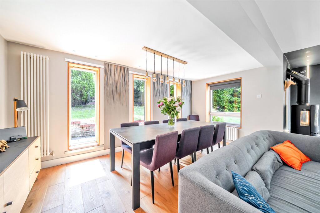 House in Surrey Heath, Surrey - More