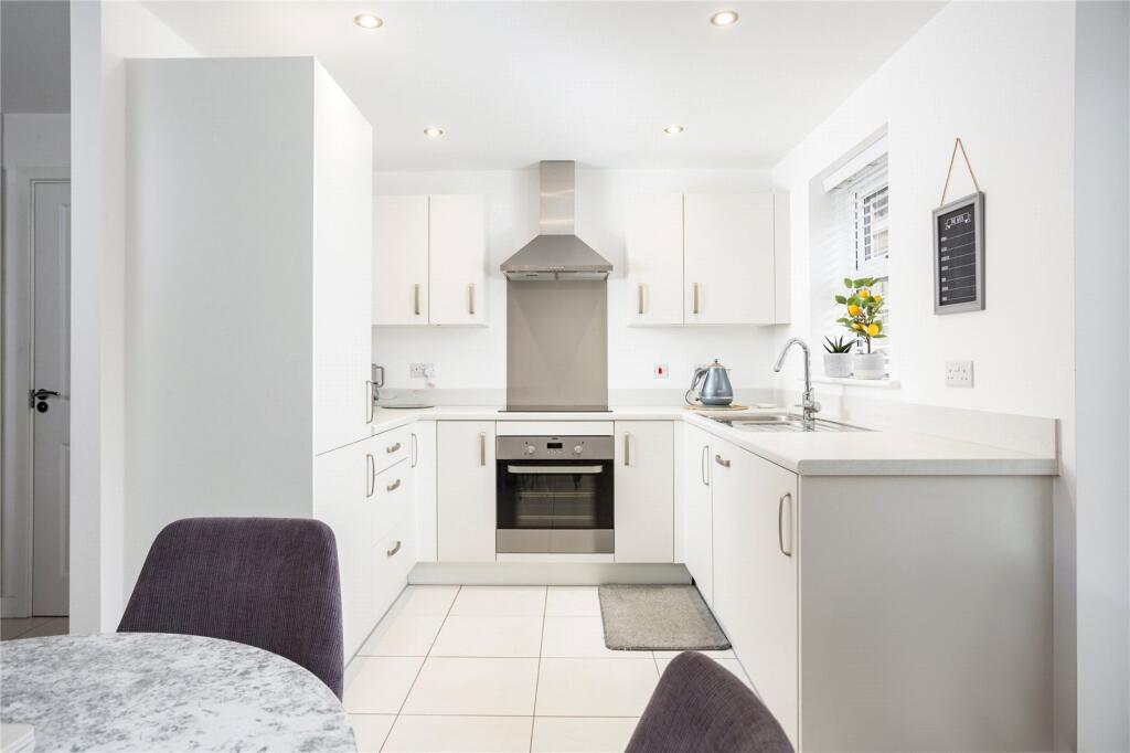 Medley Road, Upper Poppleton, York, North Yorkshire, YO26 photo 3