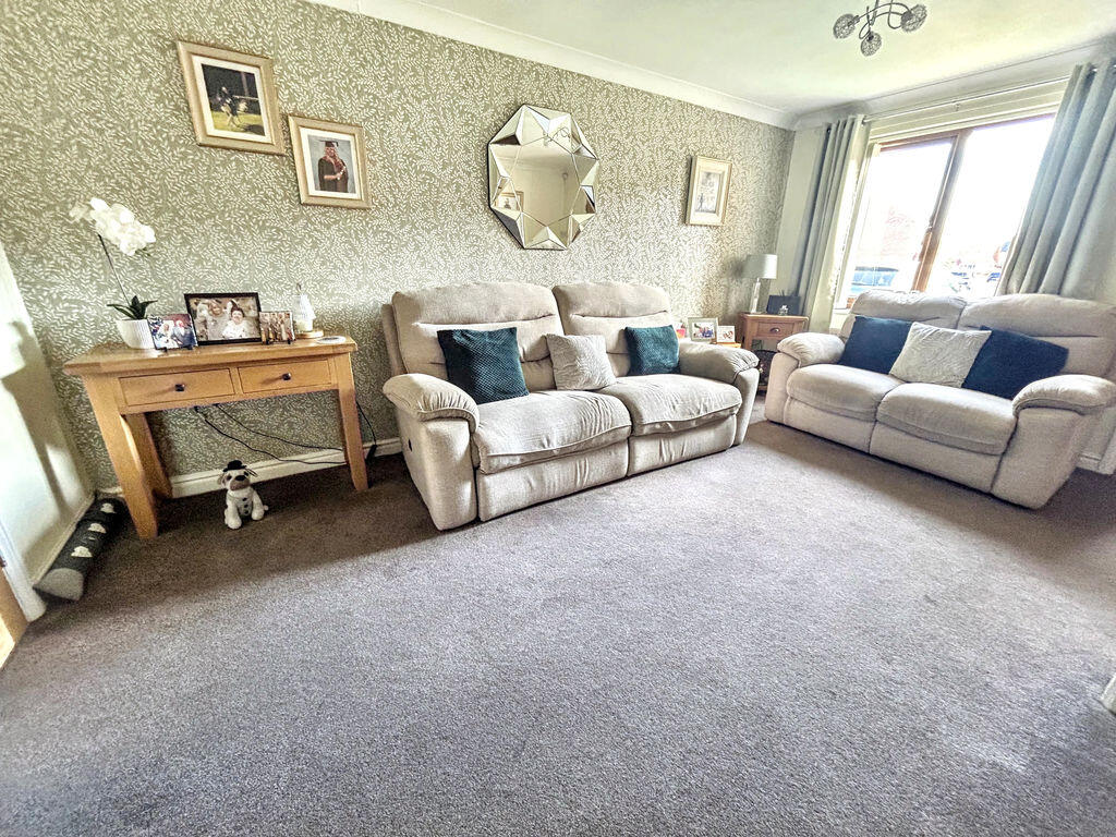 House in Great Yarmouth, Bradwell - View 5
