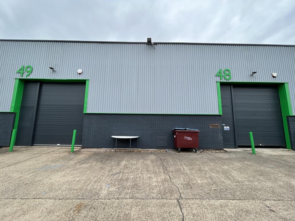 Main image of property: 49 Potters Lane, Kiln Farm, Milton Keynes, Buckinghamshire