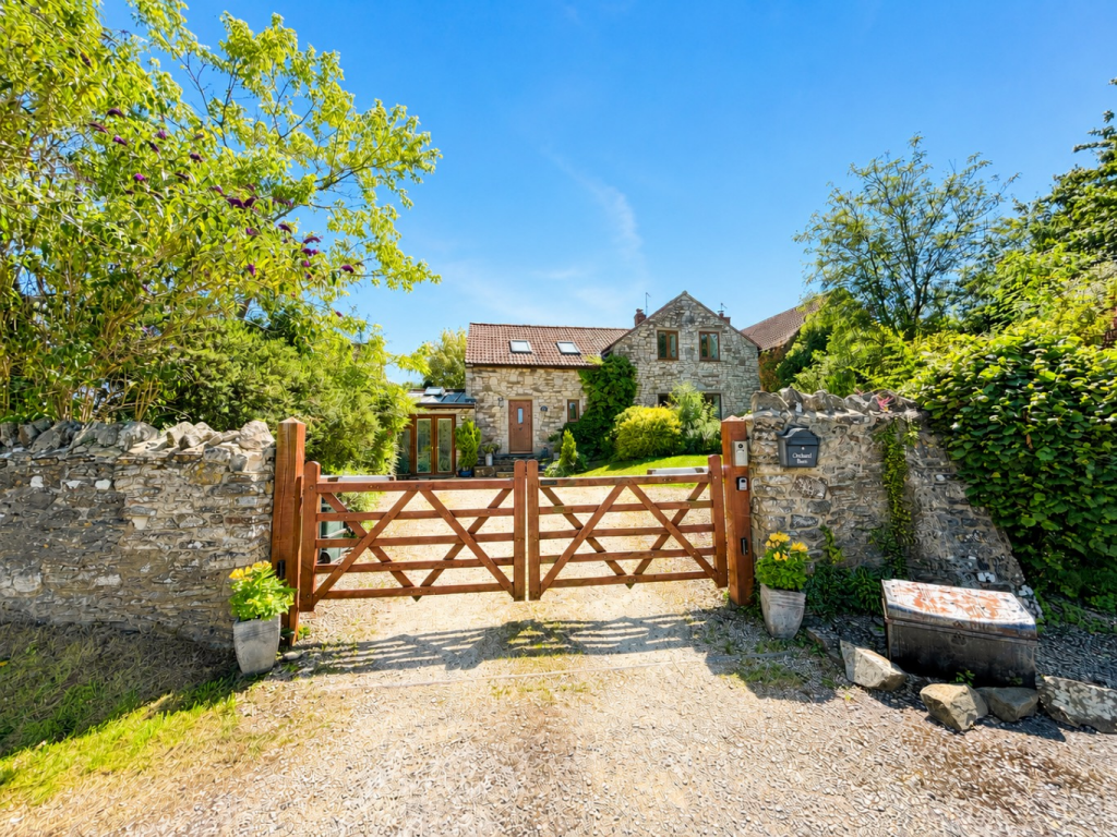Main image of property: Cholwell Barn, Temple Cloud, Bristol
