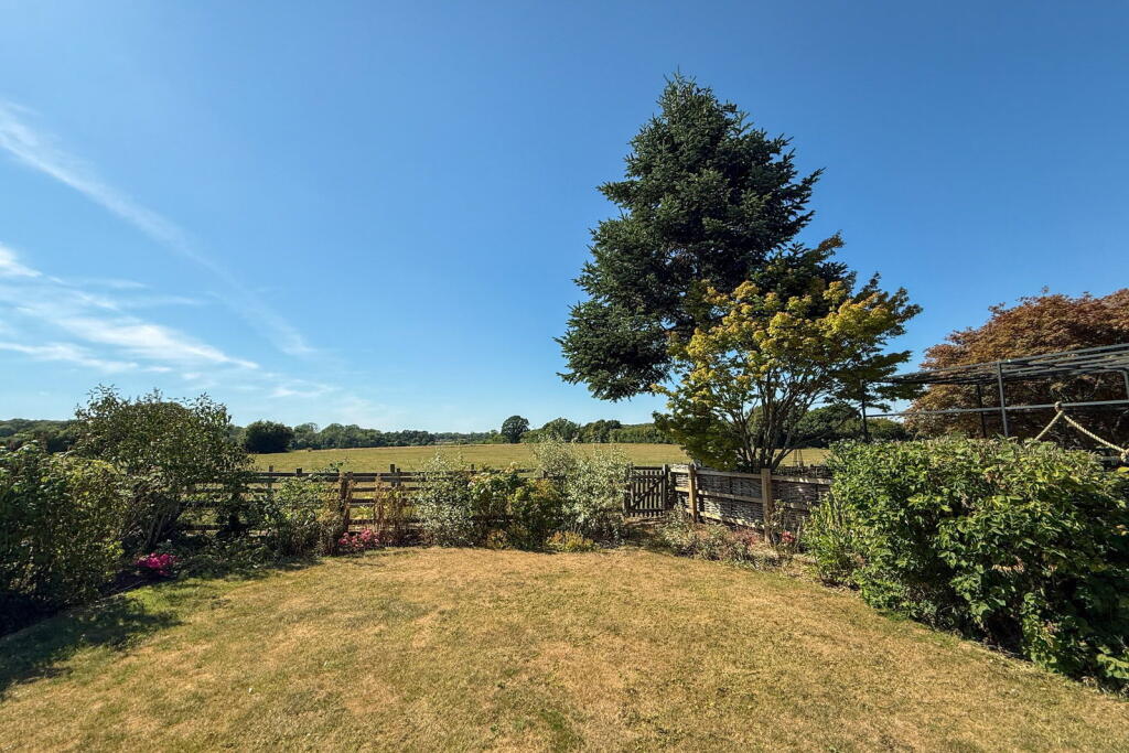 House in Southampton - View 3
