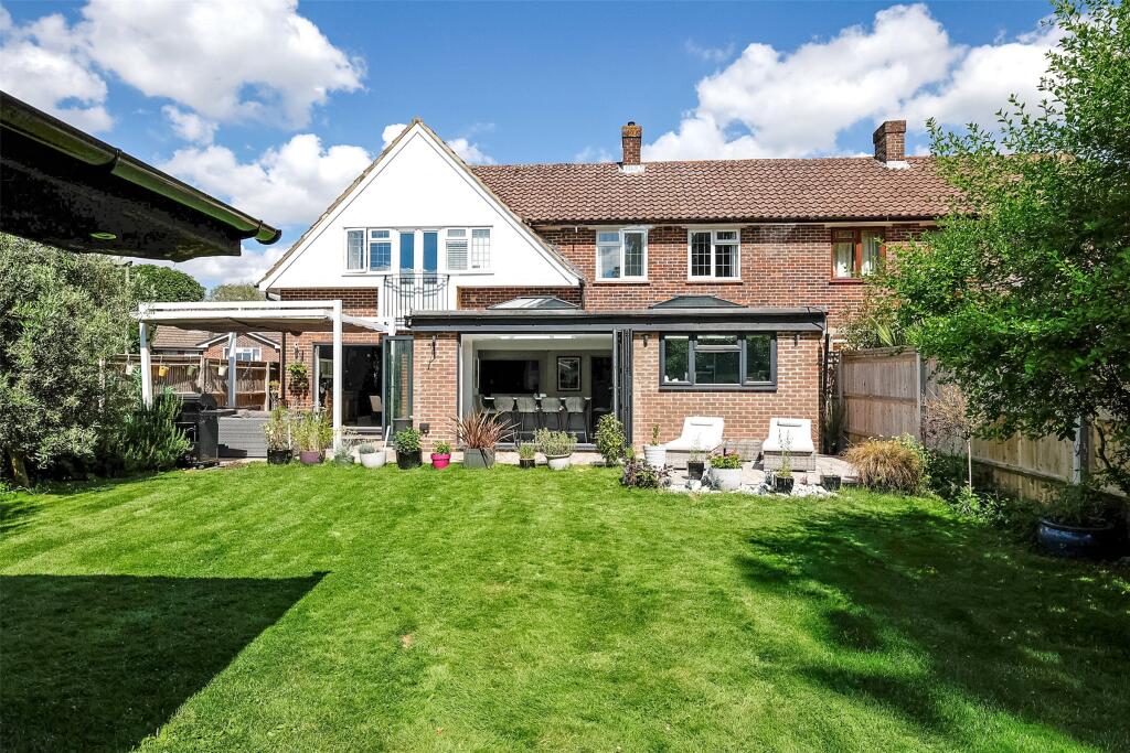 Main image of property: Yarm Court Road, Leatherhead, Surrey, KT22