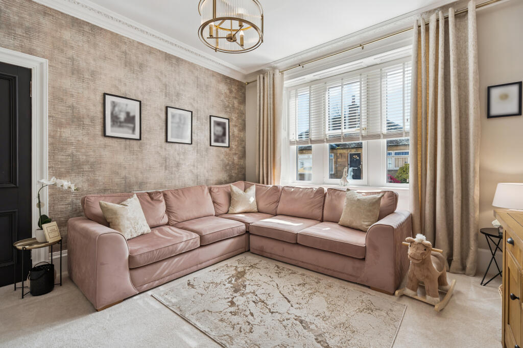 House in Falkirk, Stirling - View 2