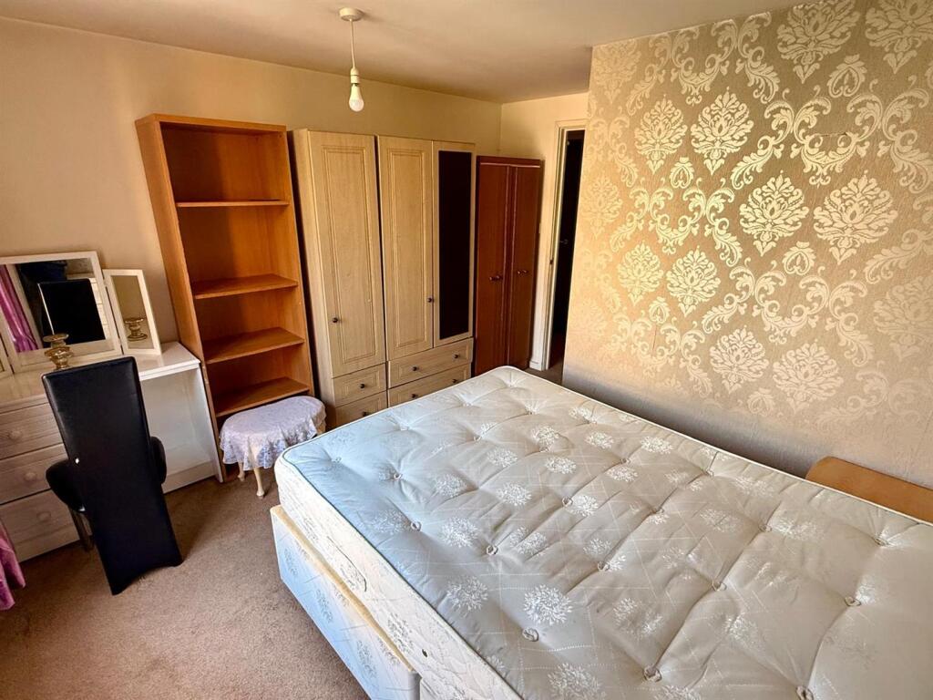 3 bedroom apartment for rent