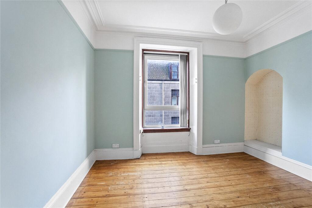 Apartment in Aberdeen, City Centre - View 4