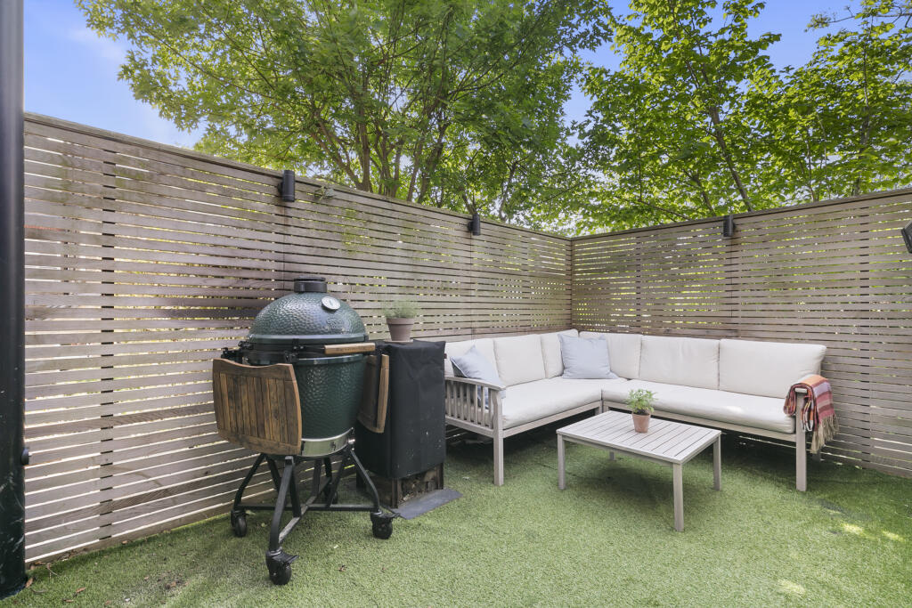 Jeypore Road, London, SW18 photo 3