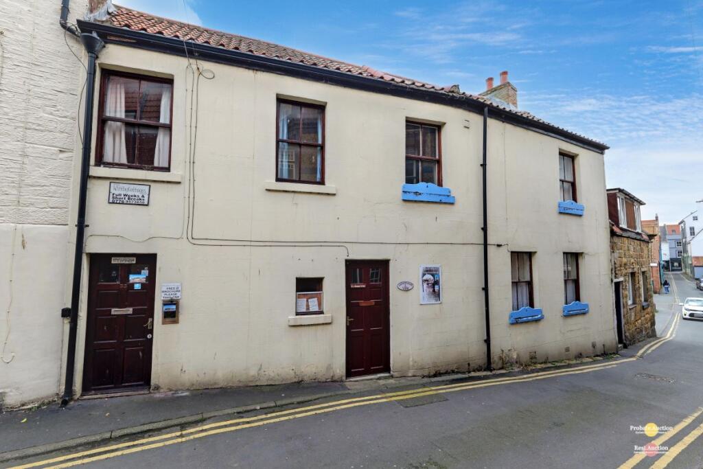 Main image of property: 32 Cliff Street, Whitby, North Yorkshire, YO21 3DD