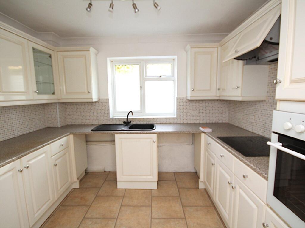 Apartment in Poole - View 3