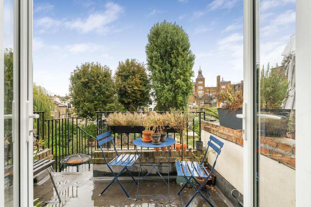 House in London, Old Ford, Mile End - View 5