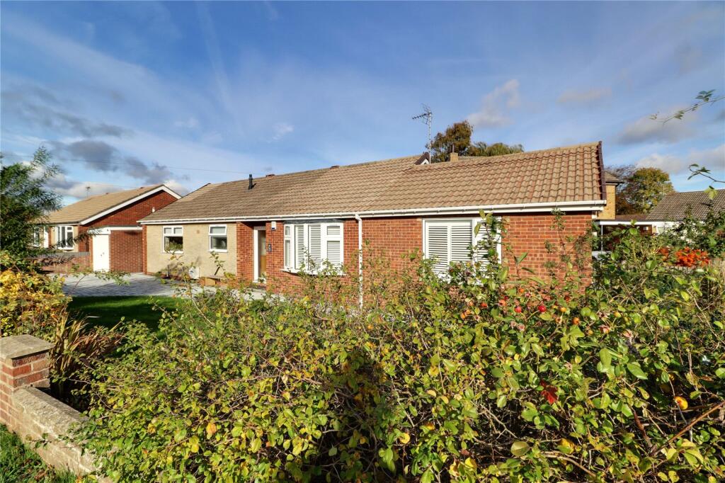 Main image of property: Doncaster Road, Westwoodside, Lincolnshire, DN9