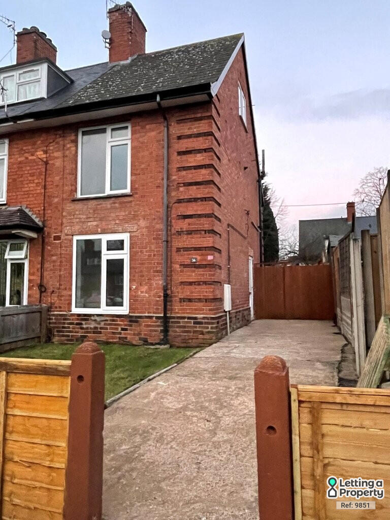 Main image of property: Radley Square, Nottingham, Nottinghamshire, NG6 9DH