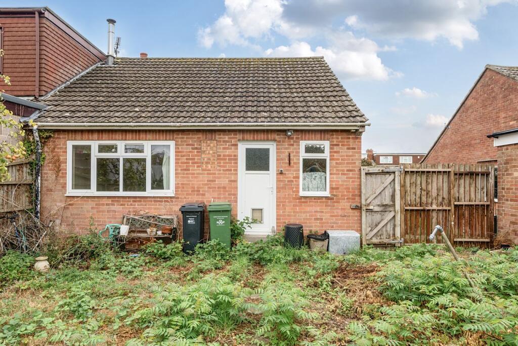 House in Taunton - View 2