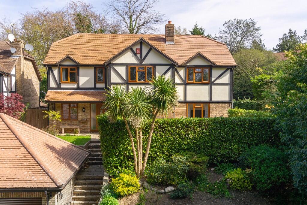 Main image of property: Crawley, RH10