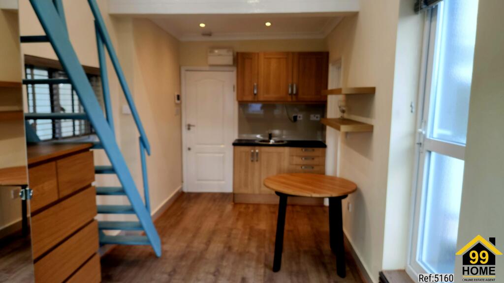 Studio flat for rent
