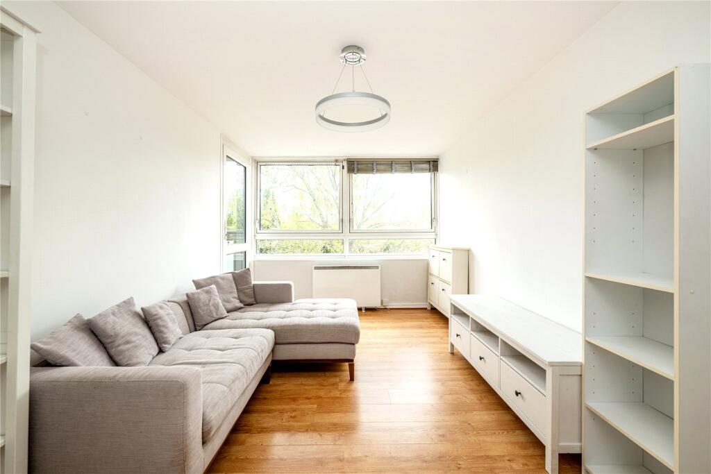 Apartment in London - View 5