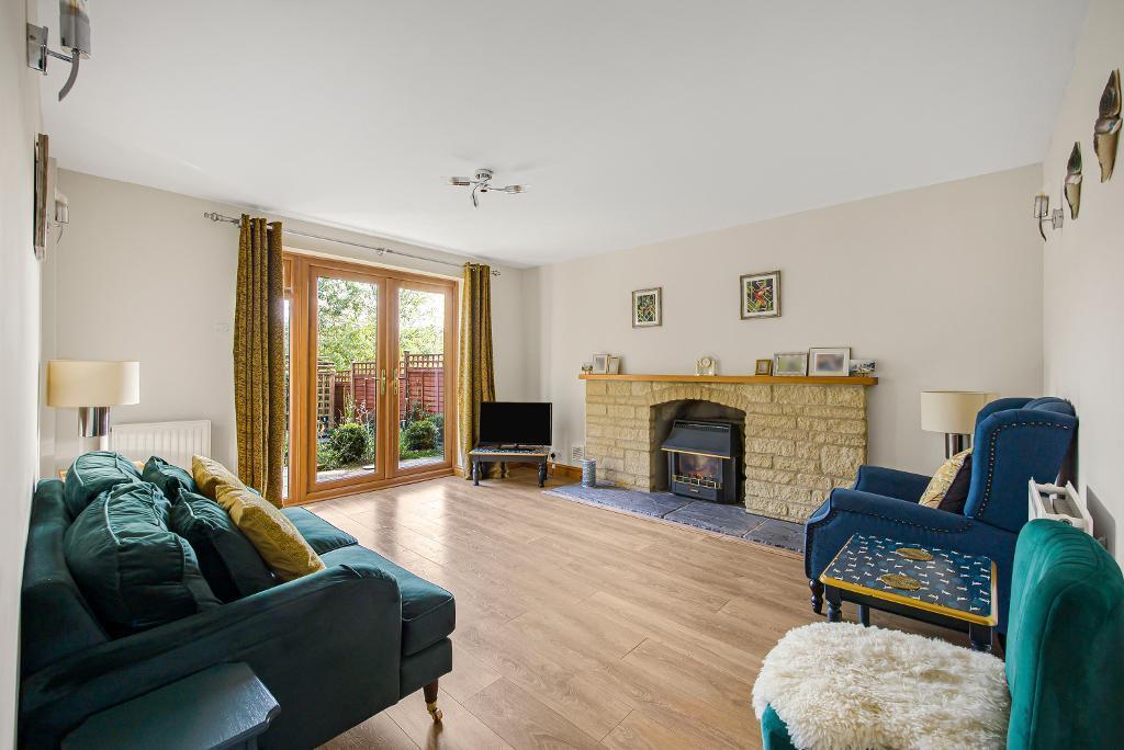 Weavers Drive, Uley, Dursley, GL11 5TL photo 2