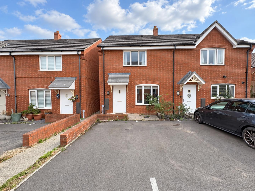 Main image of property: Ellison Close, Evesham