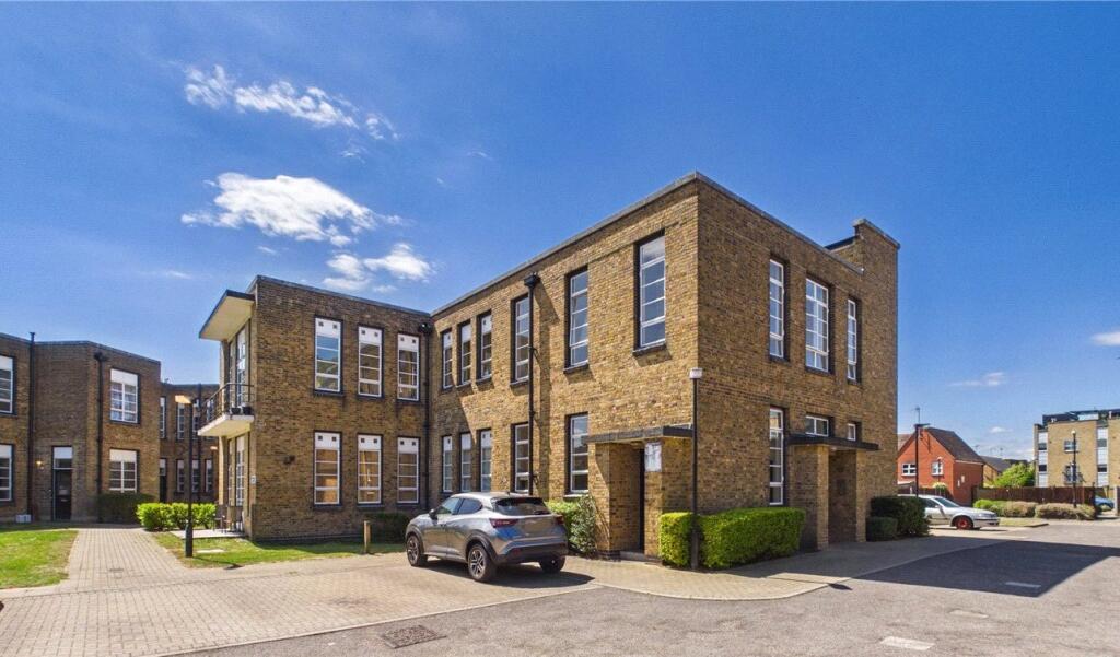 Main image of property: Pollards Close, Rochford, Essex, SS4