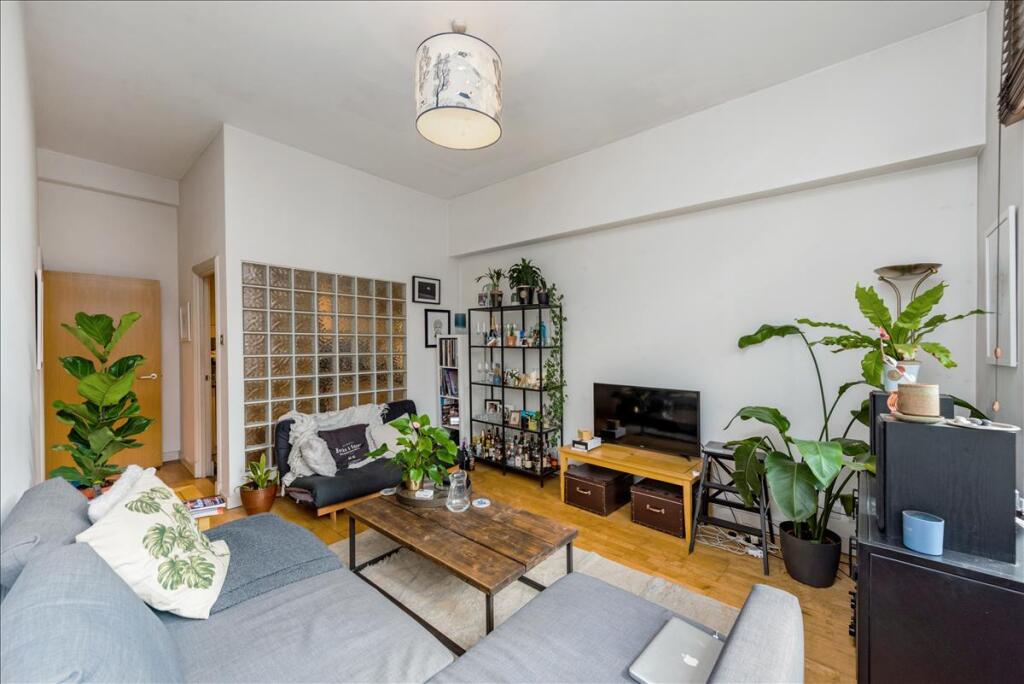 Apartment in London - View 2