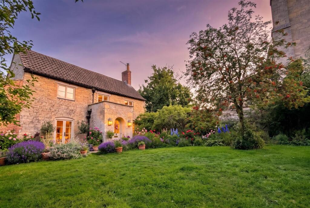 House in South Kesteven, Colsterworth - View 4