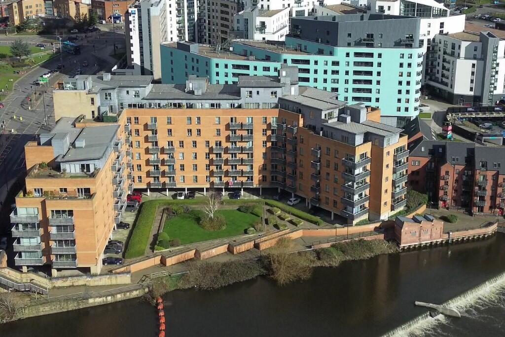 Main image of property: Penthouse 43, Merchants Quay, East Street, Leeds, West Yorkshire, LS9 8BA
