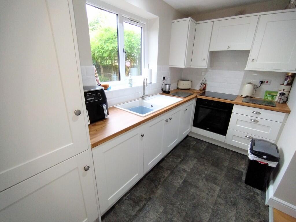 Long Lane, Harriseahead, Stoke-on-Trent photo 3