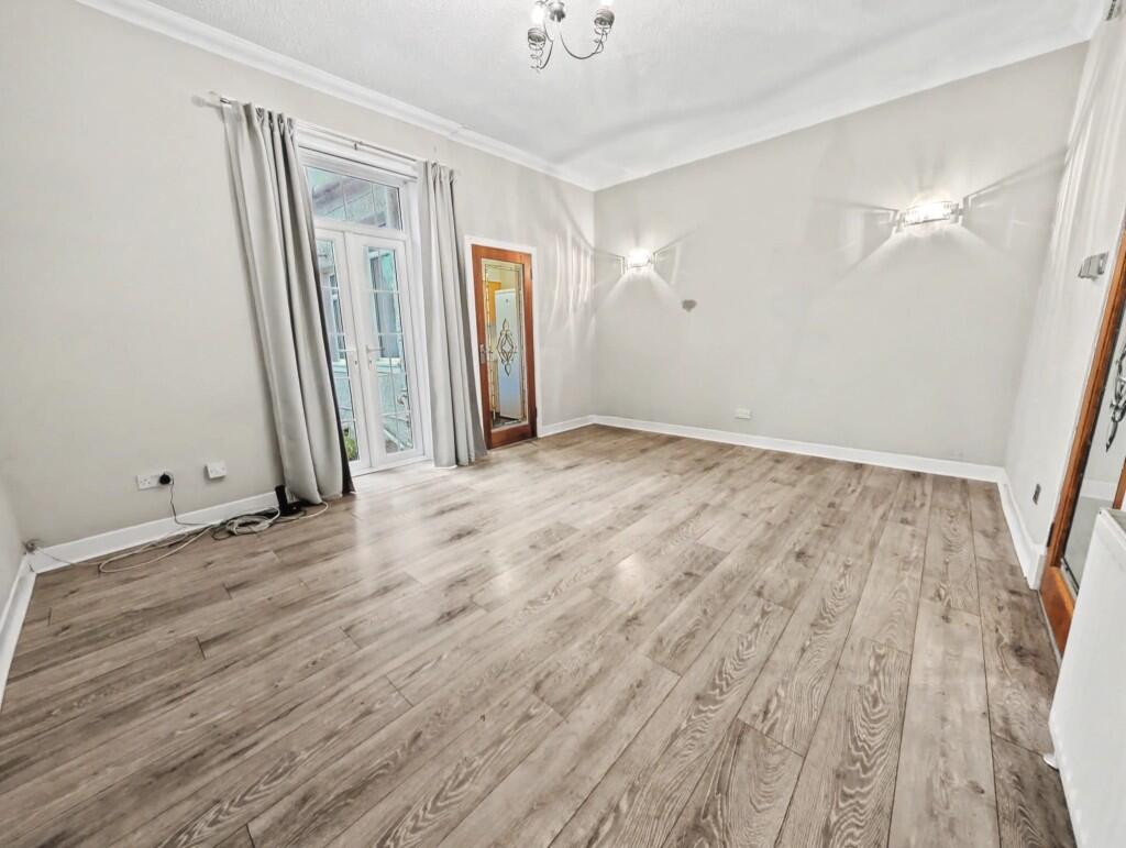 10 Sharphill Road, Saltcoats, KA21 5NN photo 2