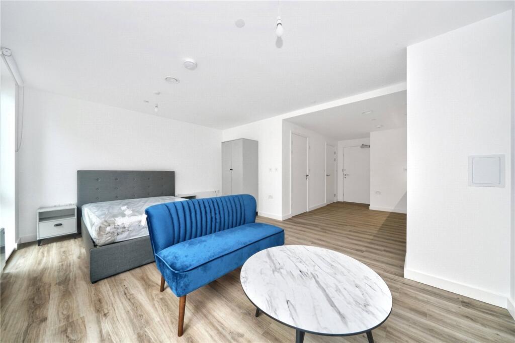 Main image of property: Viva Court, Kimpton Road, Luton, LU2