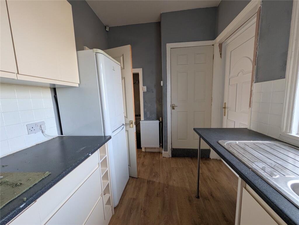 House in Bradford - View 4