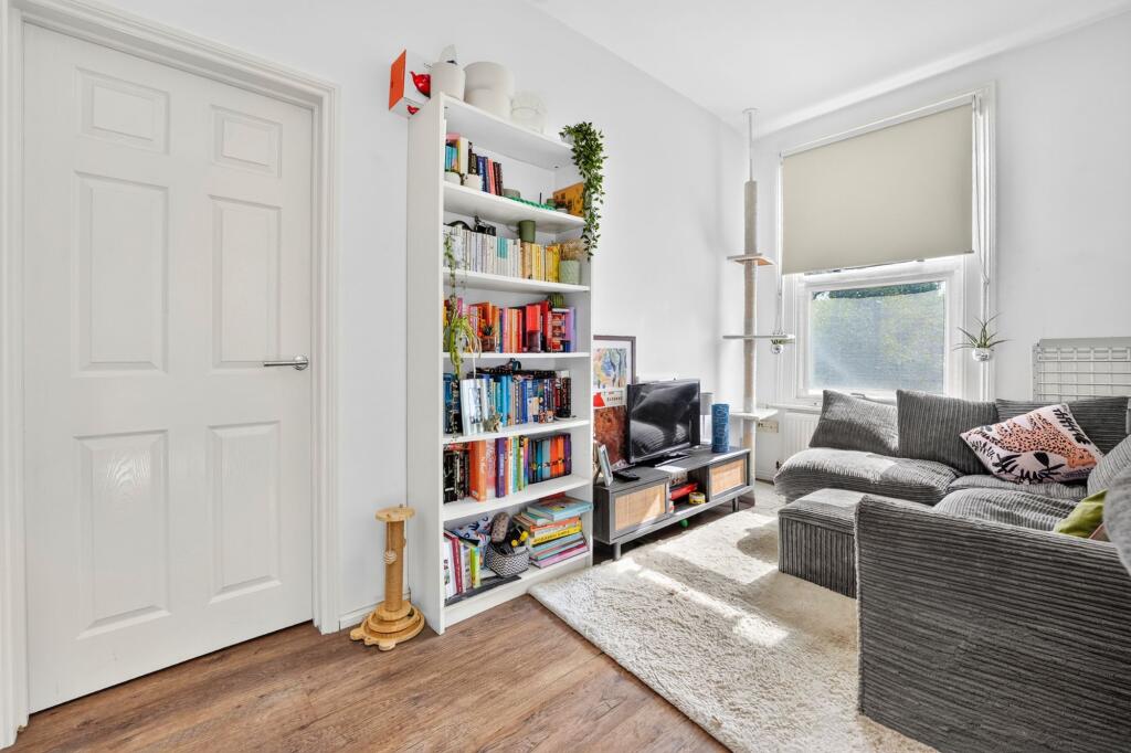 Apartment in London, Harringay - View 5