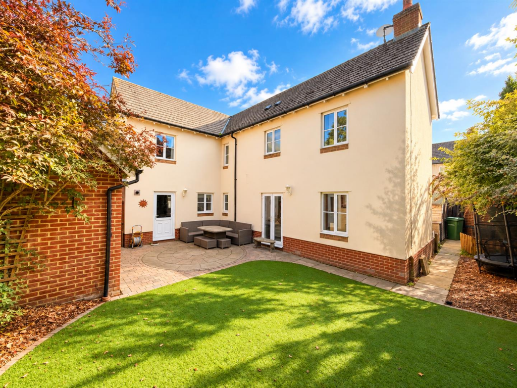 Osmond Close, Black Notley, Braintree photo 4