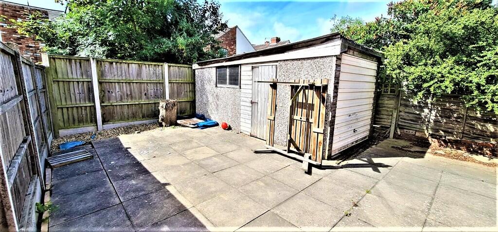 1 bedroom house share for rent