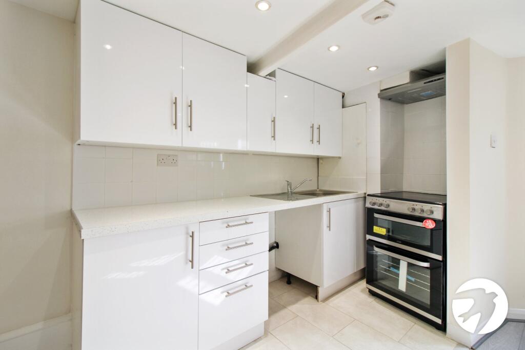 Wildfell Road, Catford, London, SE6 - View 3