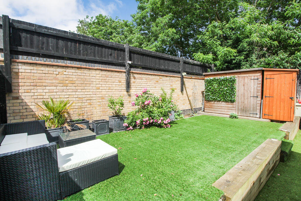 Pine Walk, Silsoe, MK45 - View 6