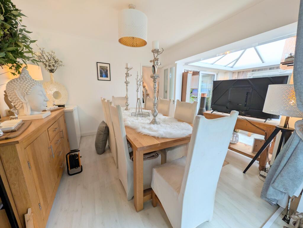 House in Stockport, Greater Manchester - View 5