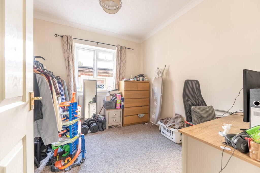 Apartment in Netley Abbey, Southampton, Hound - More