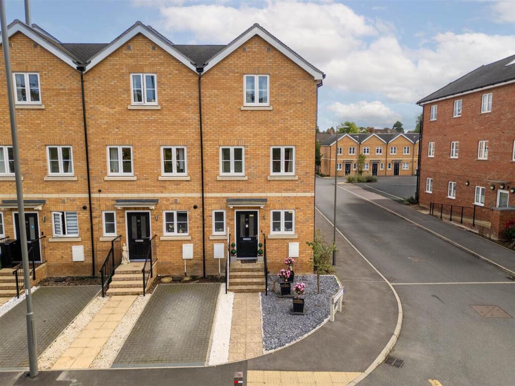 Main image of property: Lester Road, Aylesbury, HP20