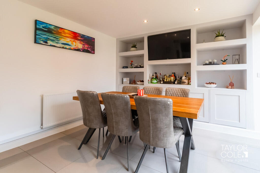 Additional image 8 of Narcissus Close, Tamworth