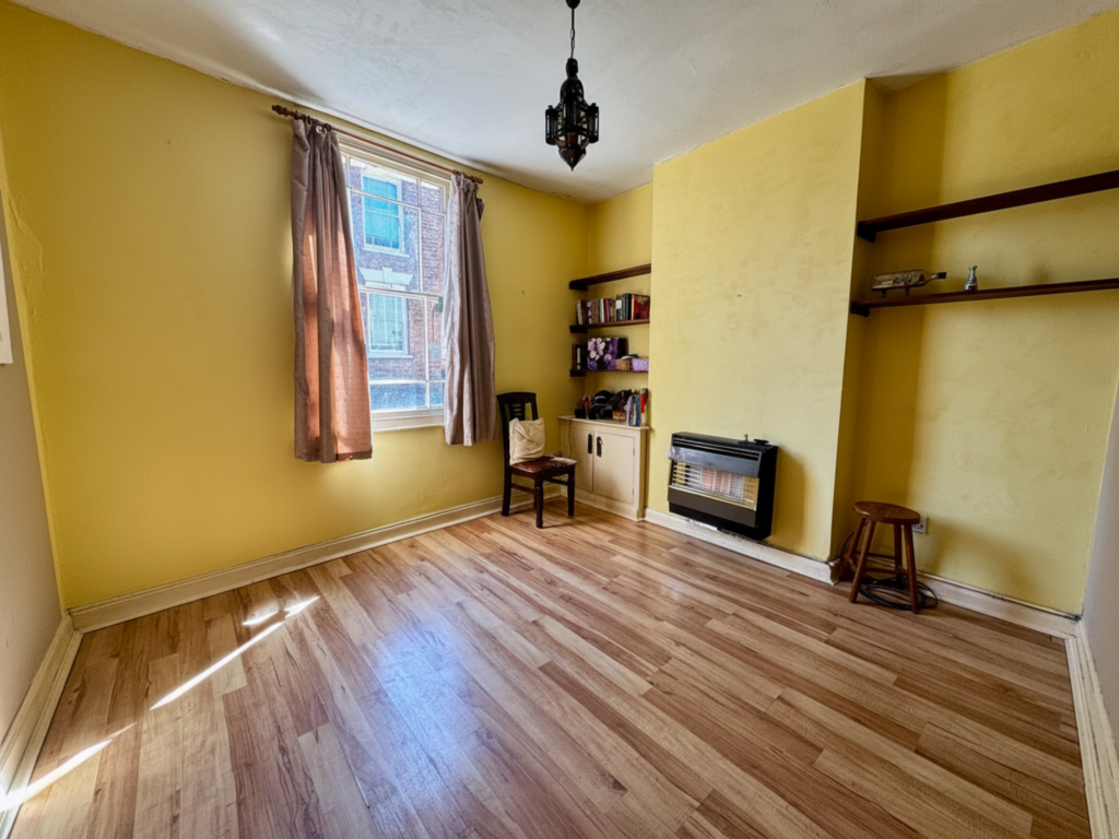 House in East Lindsey, Louth - View 2