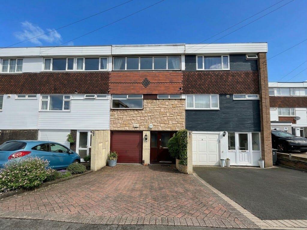 Main image of property: HALESOWEN, Fulwood Avenue