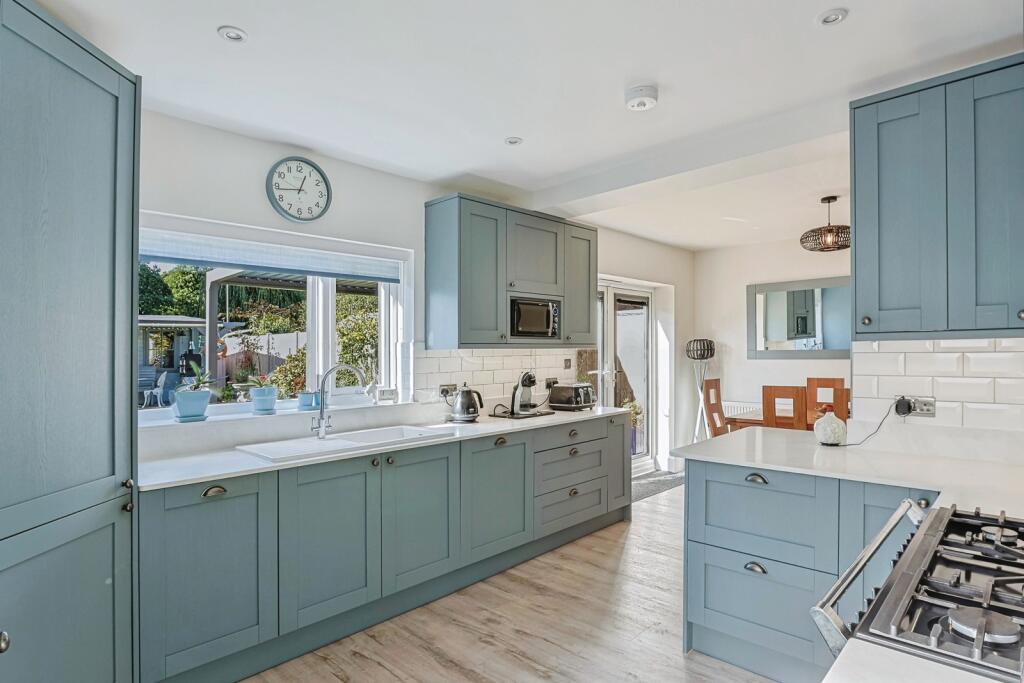 House in Poole - View 4